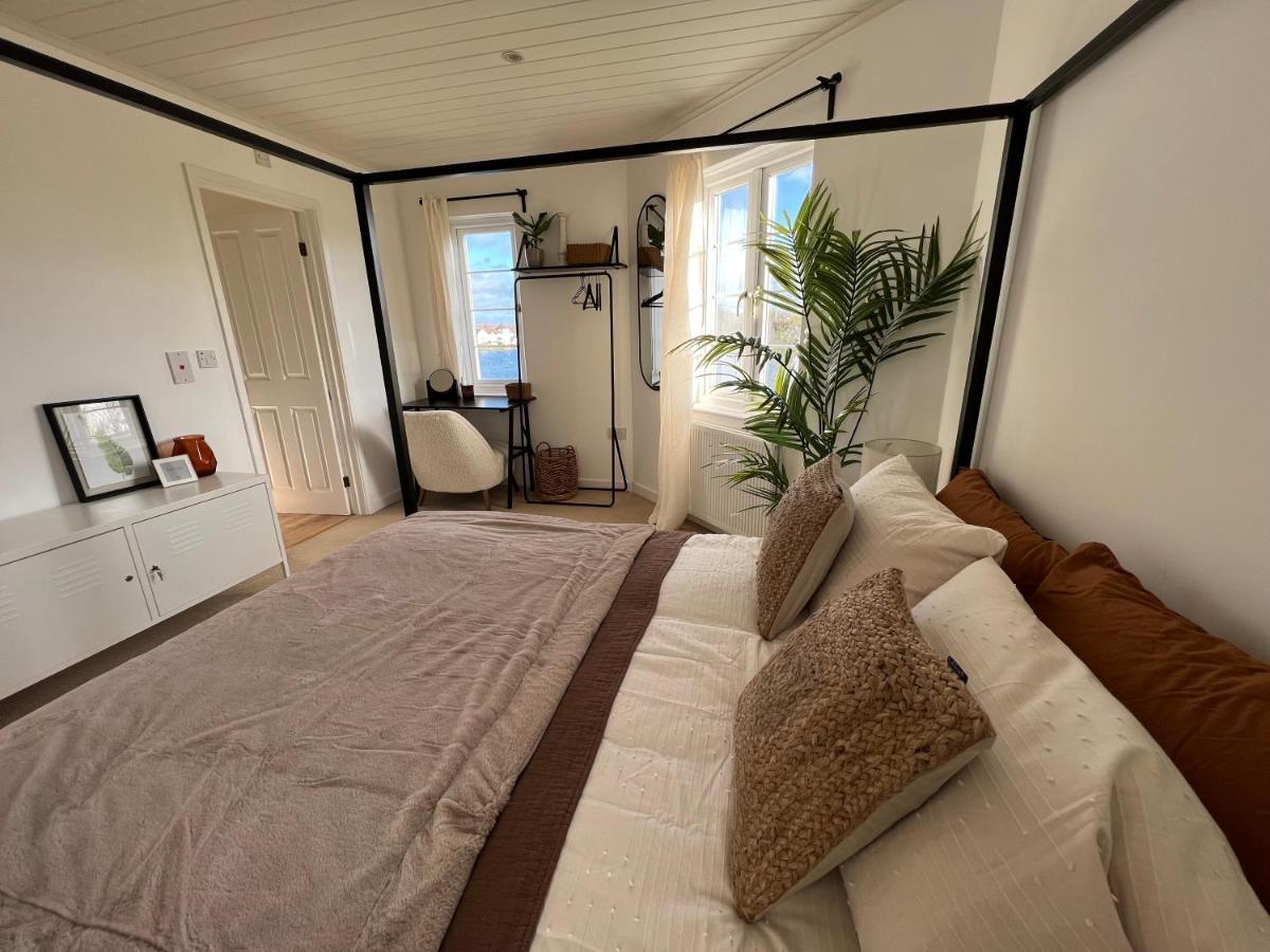 Holiday home Barnsley, Turret House Windrush *